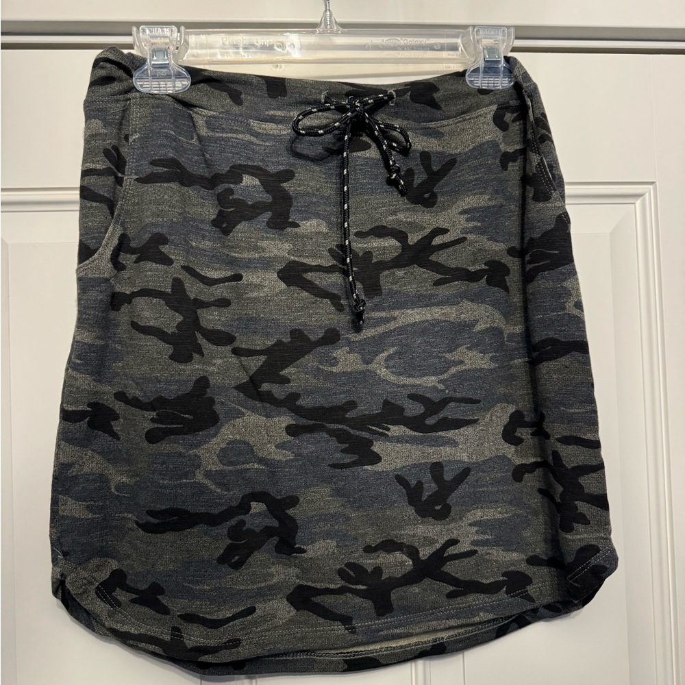 Sundry Camo Saturday Skirt.  Never worn.